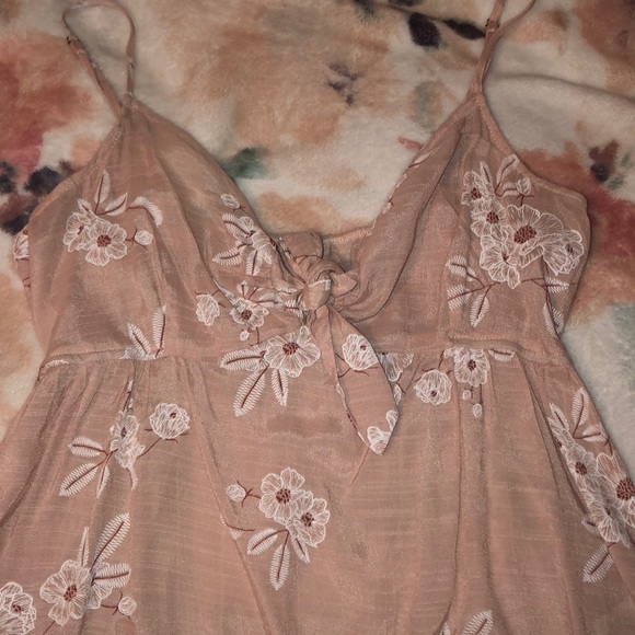 Pink top - Picture 2 of 3